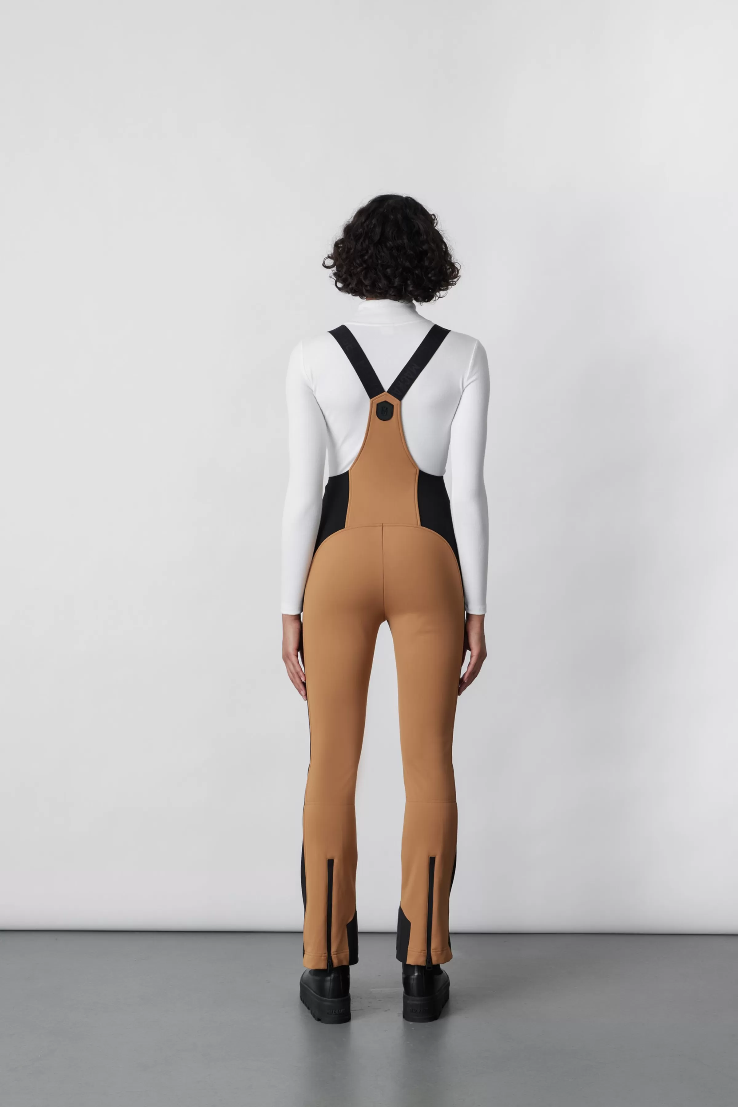 Gia, Agile-360 Fitted Ski Pants With Suspenders For Ladies | ® US | Mackage Cheap