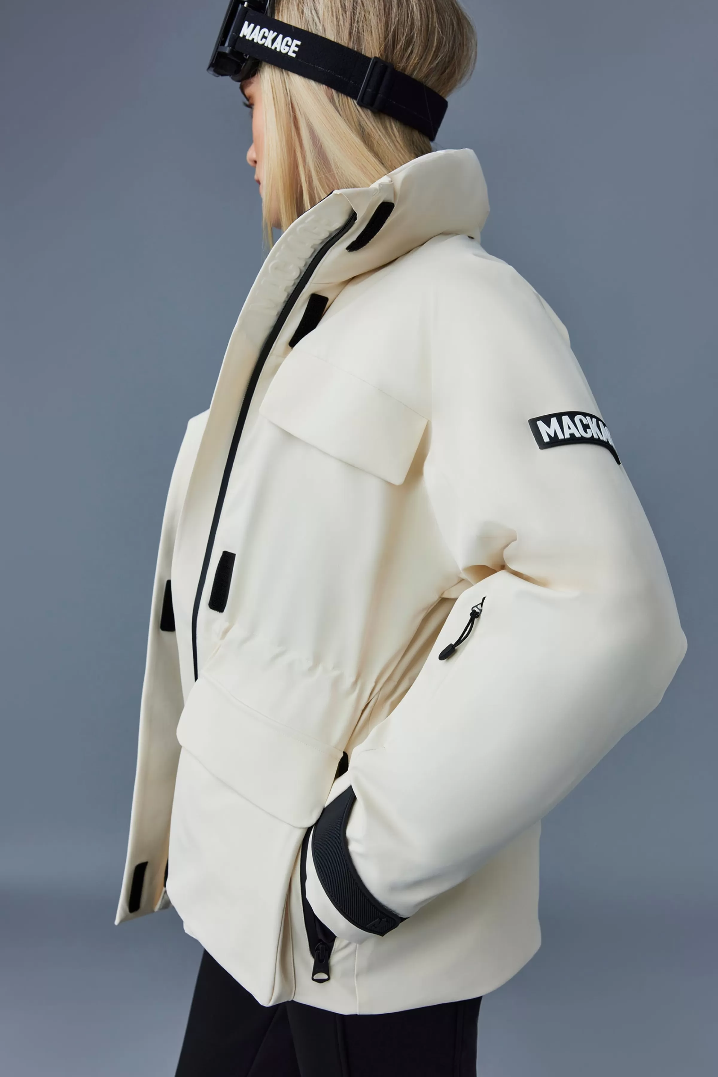 Iclyn, Medium Down Ski Jacket With Removable Hood For Ladies | ® US | Mackage Hot