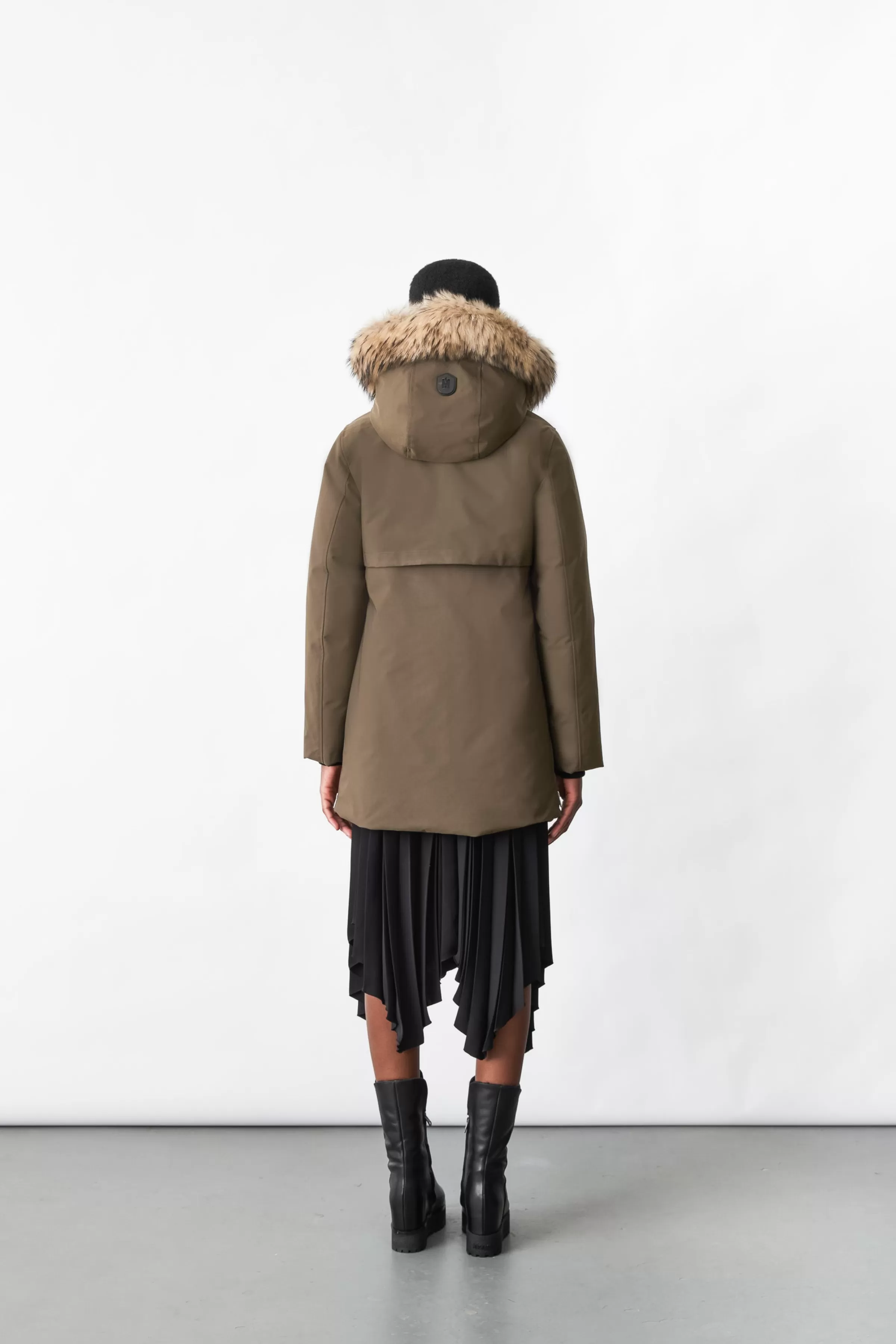 Kinslee, 2-in-1 Oversized Down Parka With Bib And Natural Fur For Ladies | ® US | Mackage Outlet