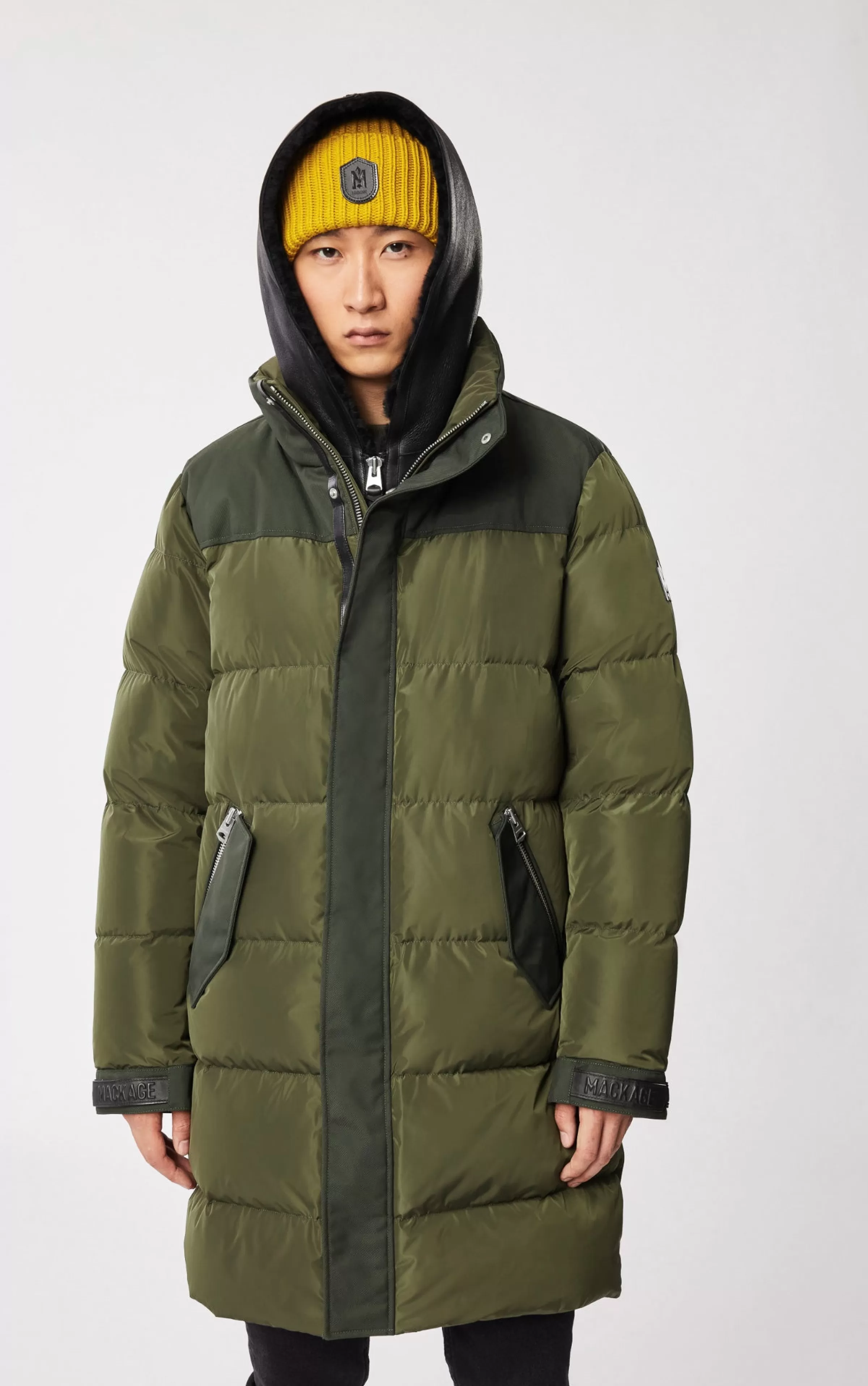 Reynold, Down Coat With Removable Shearling Bib And Hood For Men | ® US | Mackage Best Sale