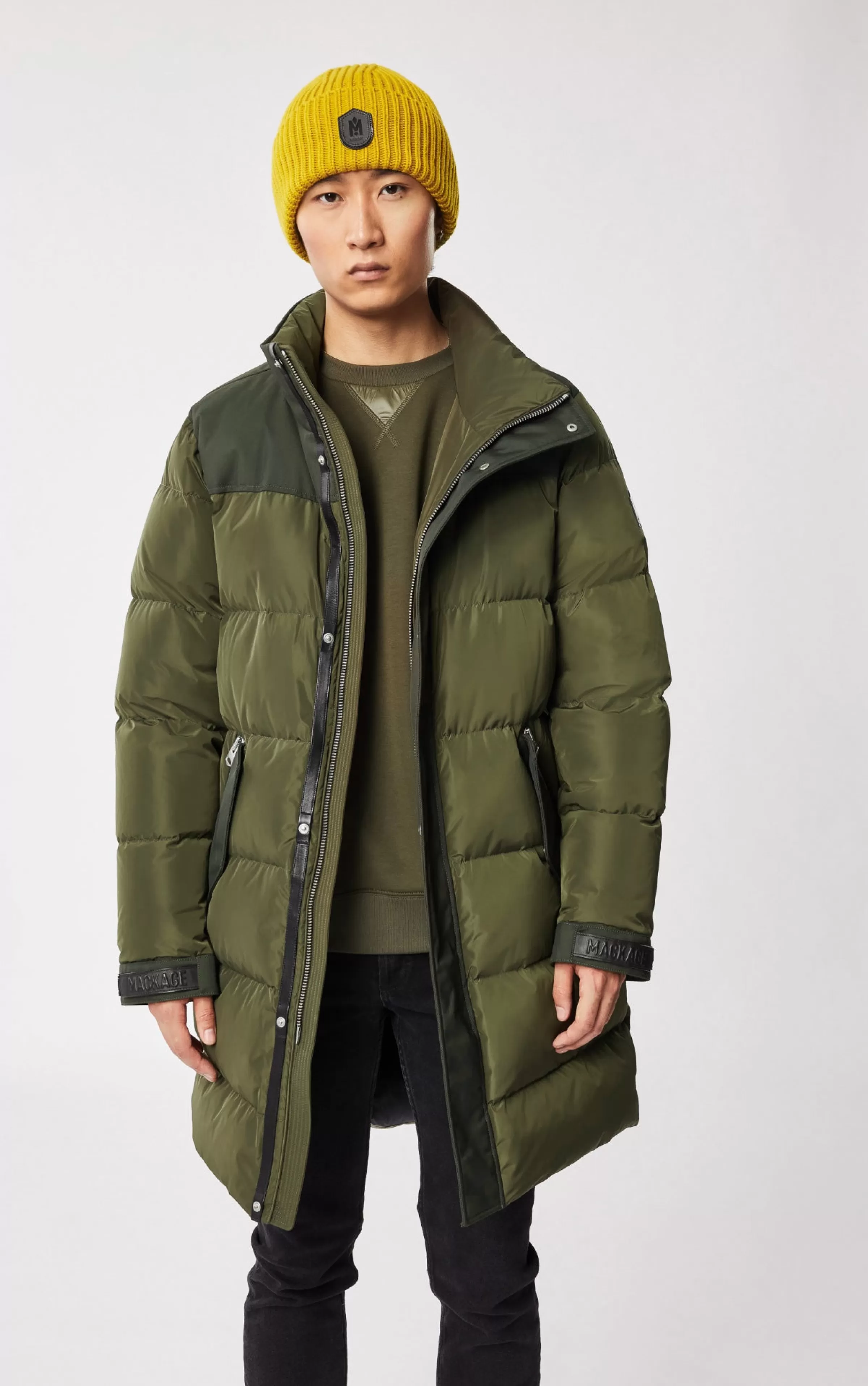 Reynold, Down Coat With Removable Shearling Bib And Hood For Men | ® US | Mackage Best Sale
