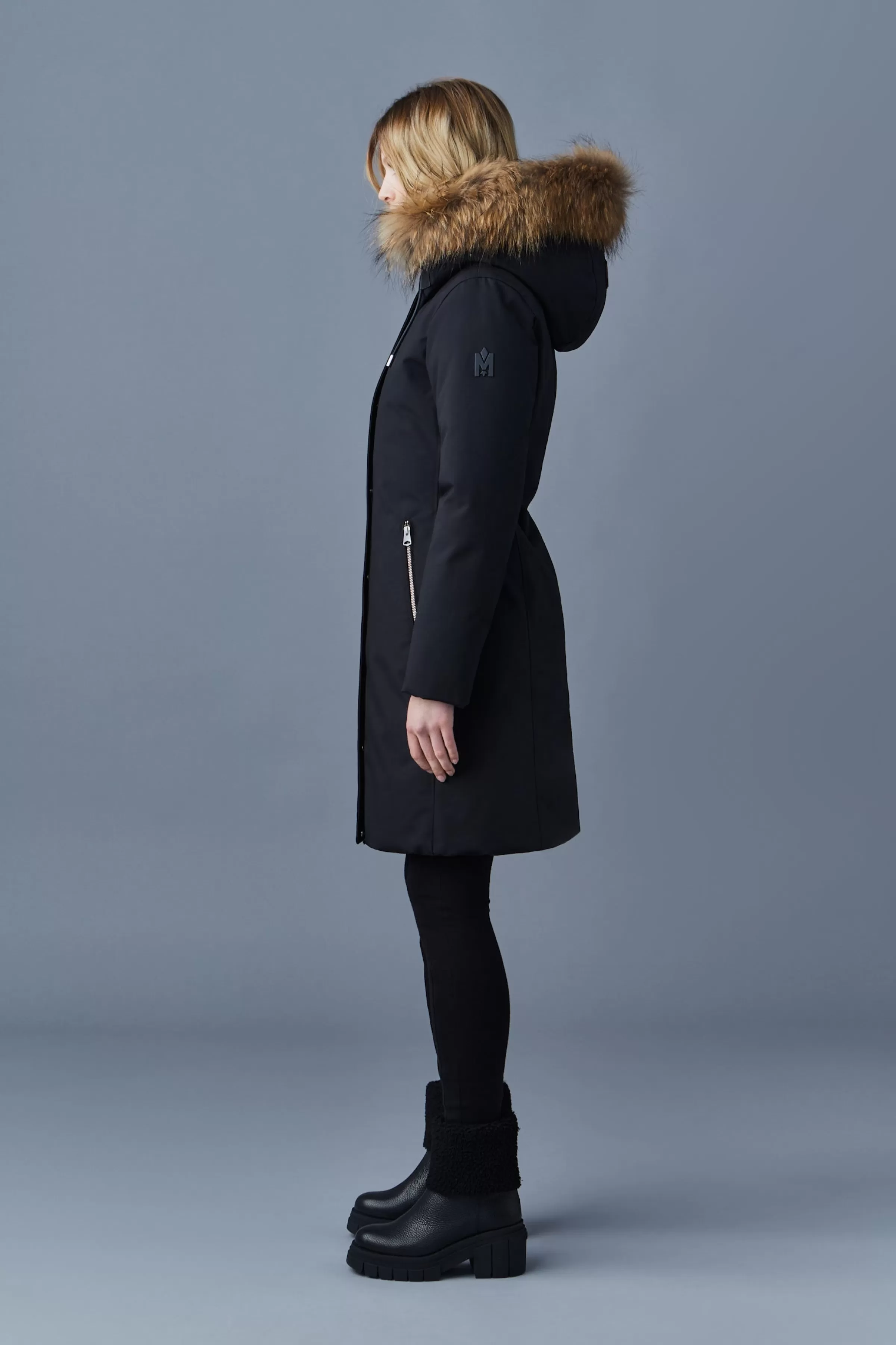 Shiloh, 2-in-1 Fitted Down Coat With Removable Bib And Natural Fur For Ladies | ® US | Mackage Sale